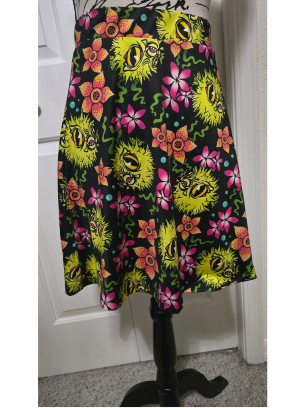 Sourpuss Monster Pufferfish Skater Skirt Size XL EUC